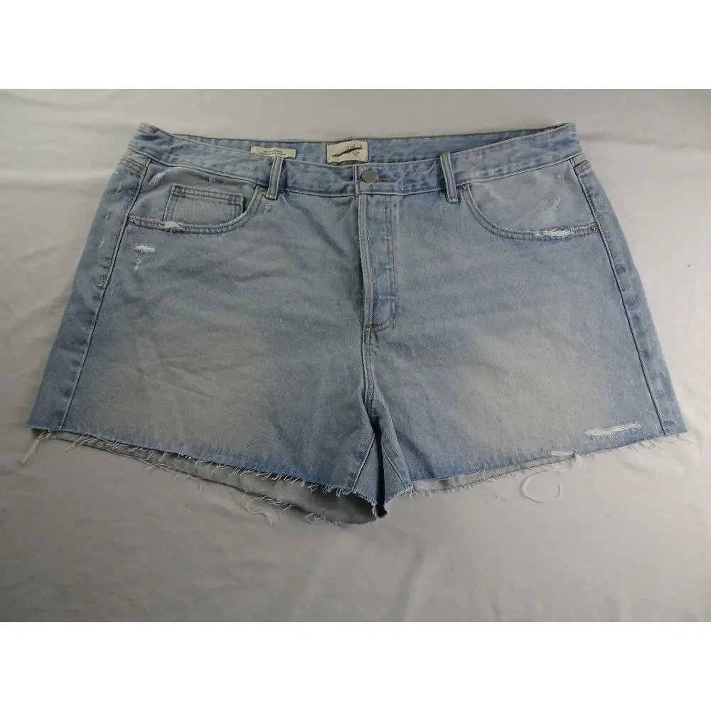 Universal Thread Mid-Rise 90s Baggy Distressed Short Size 20